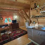Drvena Vikendica Teodora Apartment *