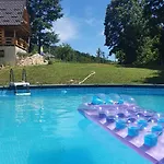 Apartment Drvena Vikendica Teodora *