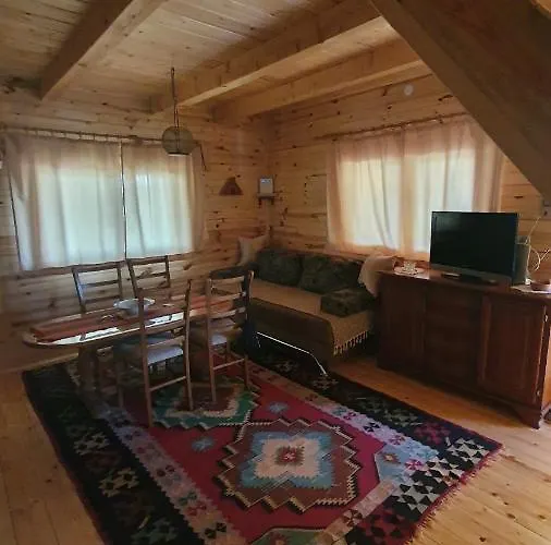 Drvena Vikendica Teodora Apartment